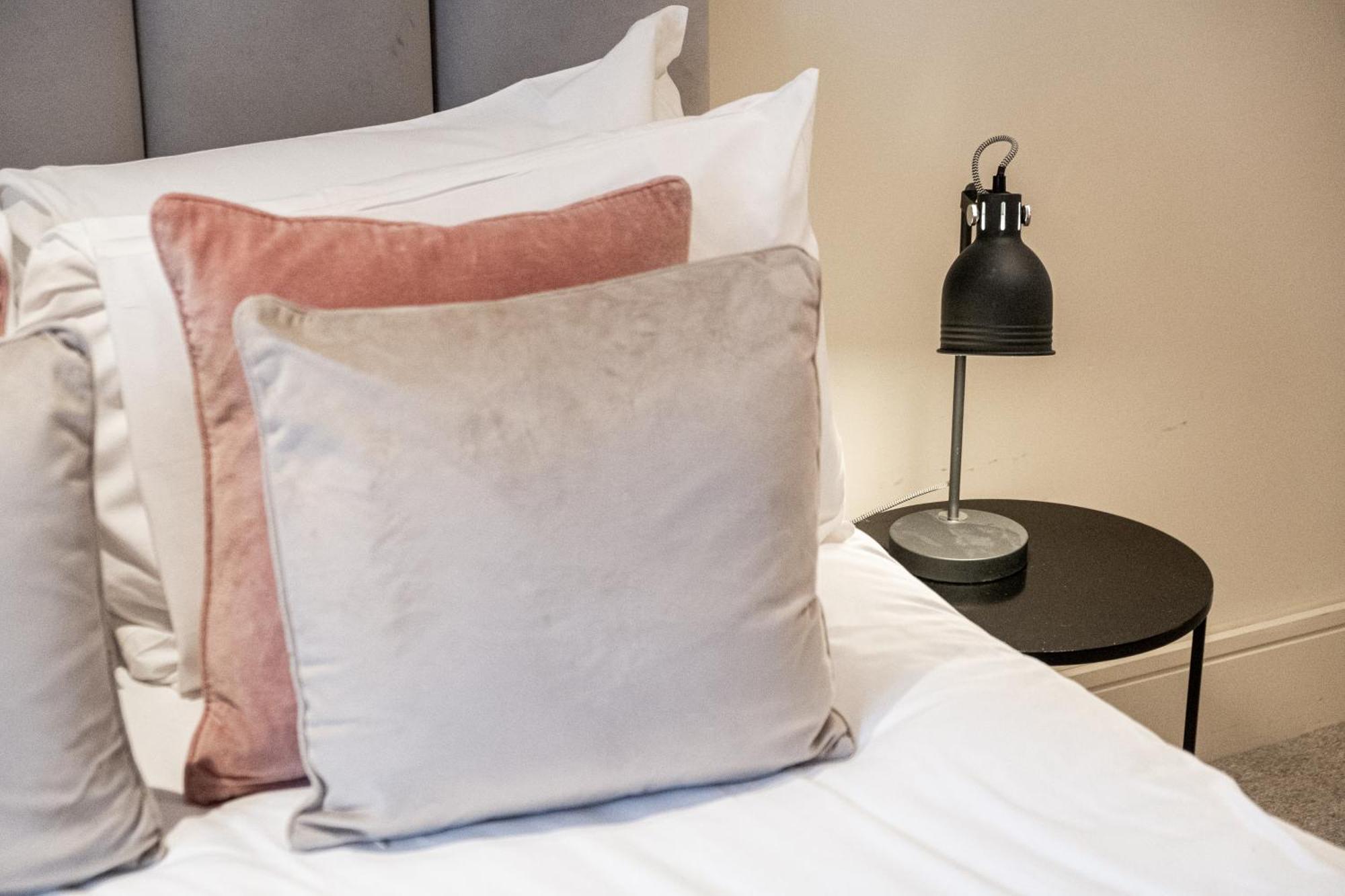 Апартаменты Osbourne House Pink 2 Bed, 2 And Half Bath Бирмингем Экстерьер фото