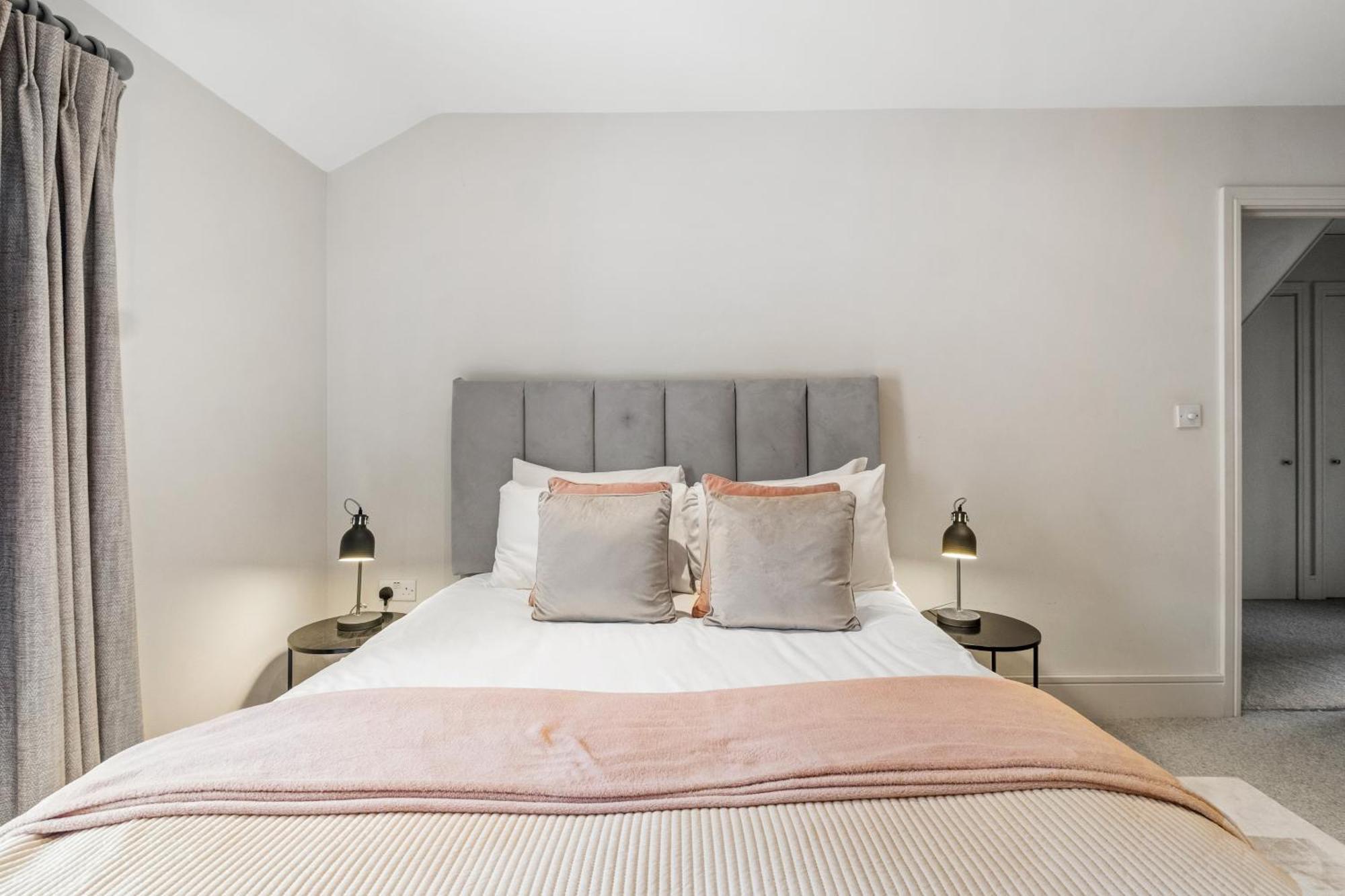 Апартаменты Osbourne House Pink 2 Bed, 2 And Half Bath Бирмингем Экстерьер фото