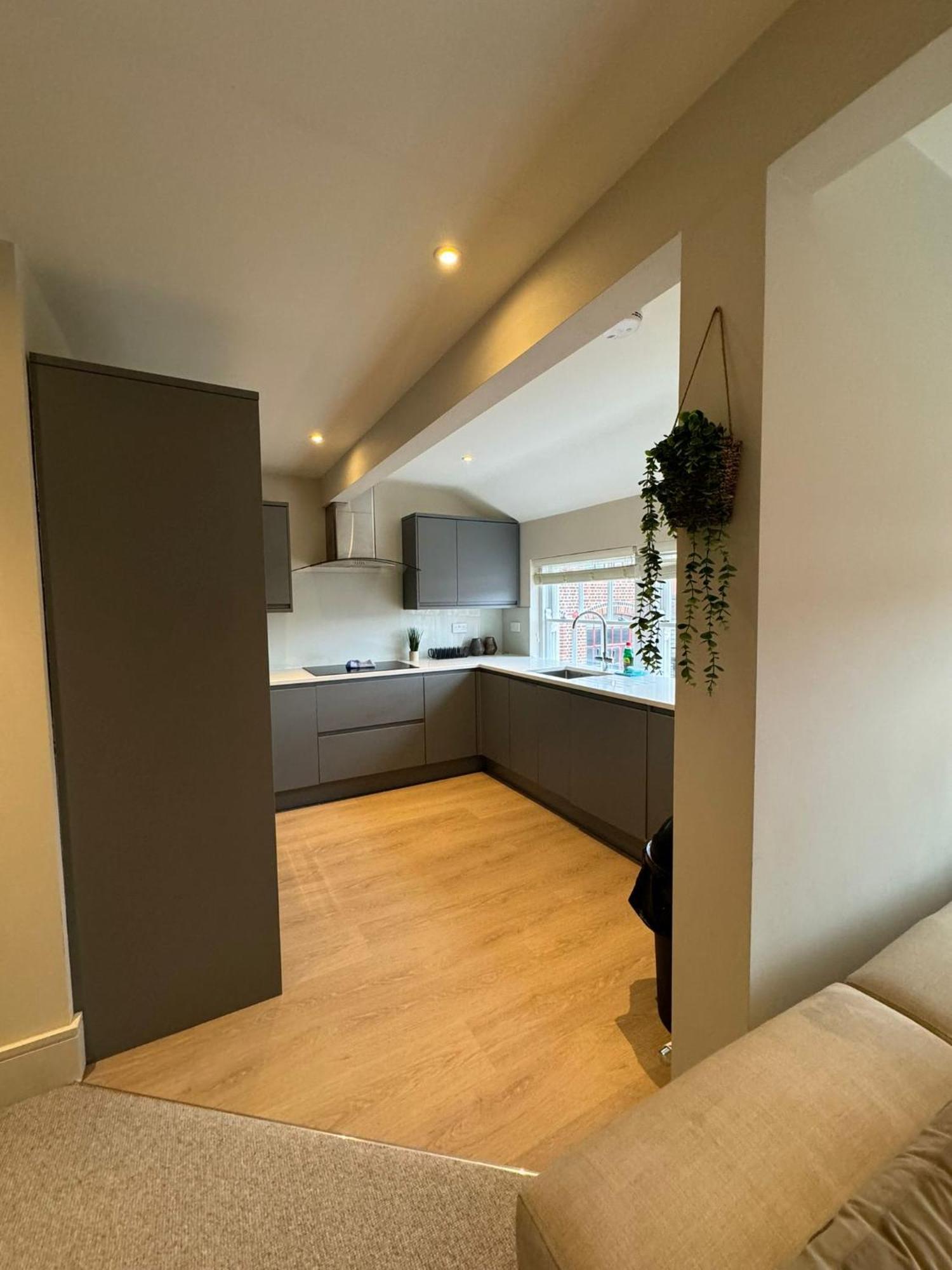 Апартаменты Osbourne House Pink 2 Bed, 2 And Half Bath Бирмингем Экстерьер фото