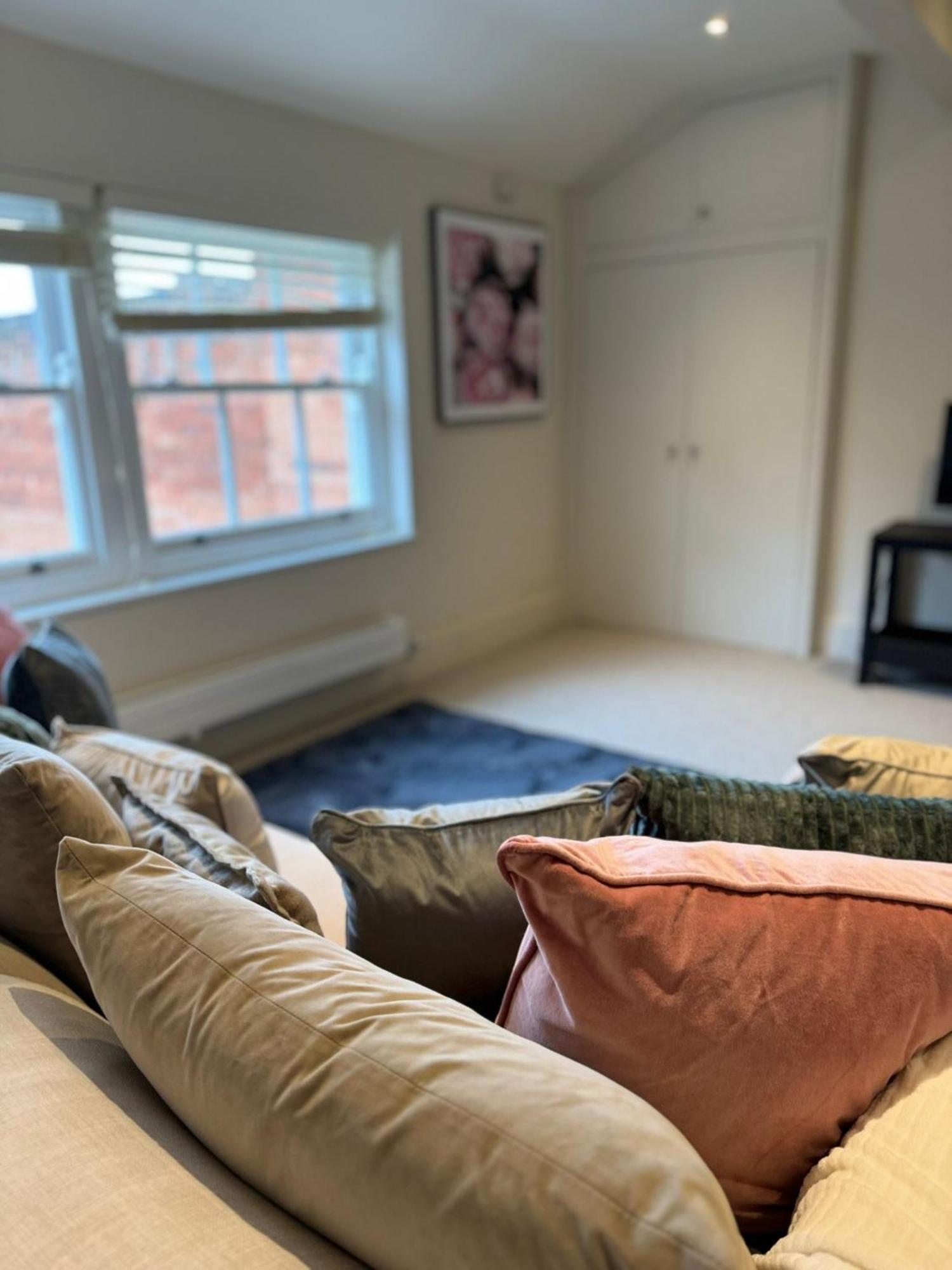 Апартаменты Osbourne House Pink 2 Bed, 2 And Half Bath Бирмингем Экстерьер фото